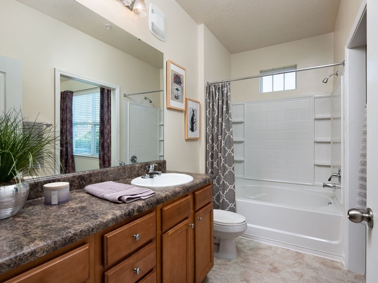 Large Soaking Tub In Bathroom at Abberly Village Apartment Homes by HHHunt, West Columbia, SC, 29169